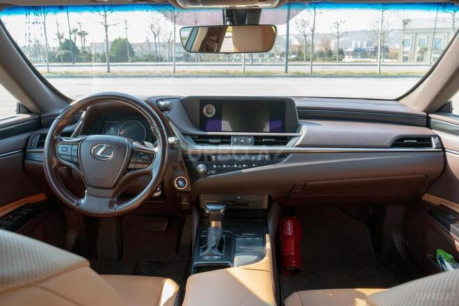 Lexus ES 300h 2021, 122,000 km - 2.5 l - Bakı