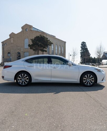 Lexus ES 300h 2021, 122,000 km - 2.5 l - Bakı