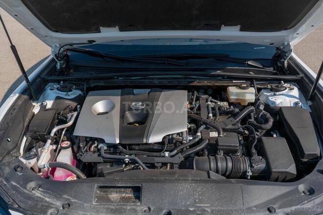 Lexus ES 300h 2021, 122,000 km - 2.5 l - Bakı