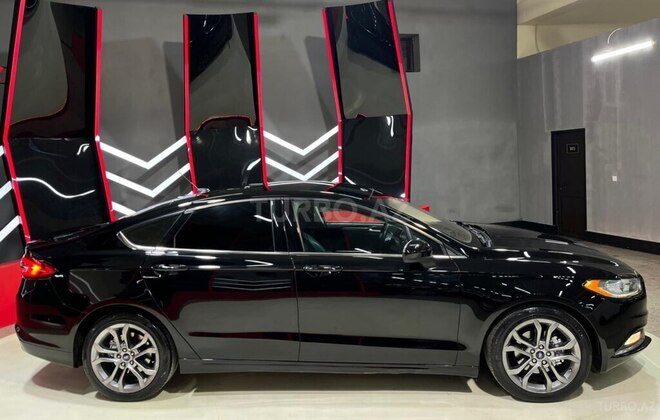 Ford Fusion (North America) 2018, 160,934 km - 1.5 л - Sumqayıt
