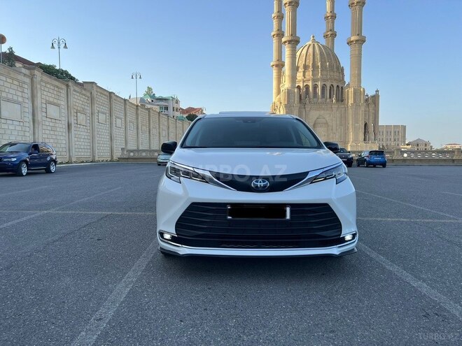 Toyota Sienna 2021, 72,000 km - 2.5 l - Bakı