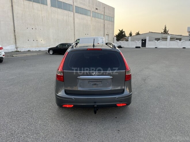Hyundai i30 2011, 334,200 km - 1.6 л - Bakı