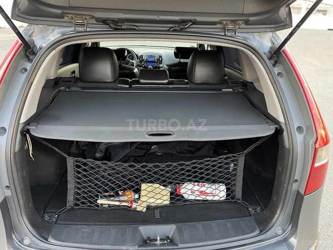 Hyundai i30 2011, 334,200 km - 1.6 л - Bakı