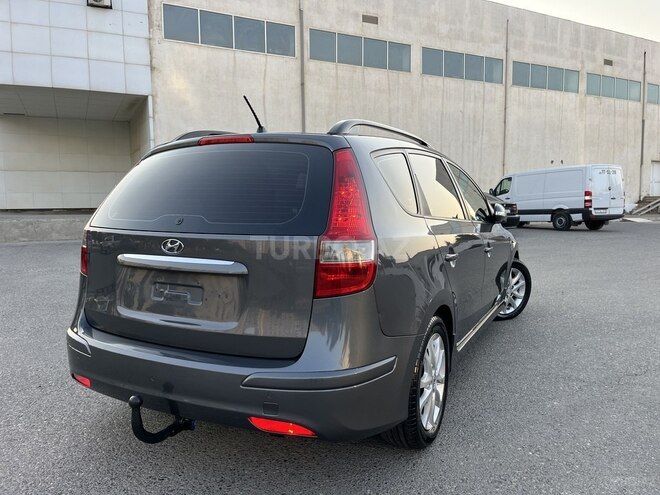 Hyundai i30 2011, 334,200 km - 1.6 л - Bakı