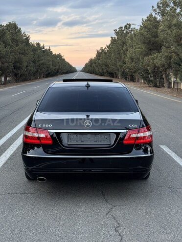 Mercedes E 200 2010, 280,000 km - 1.8 л - Gəncə