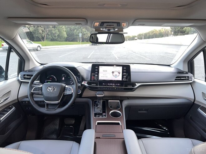 Toyota Sienna 2021, 72,000 km - 2.5 l - Bakı
