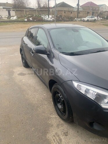 Renault Megane-2