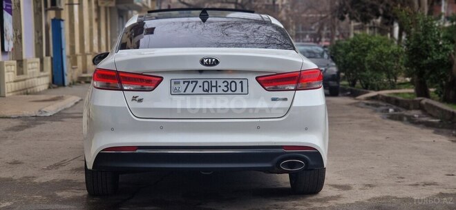 Kia K5-7