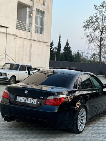BMW 525-7