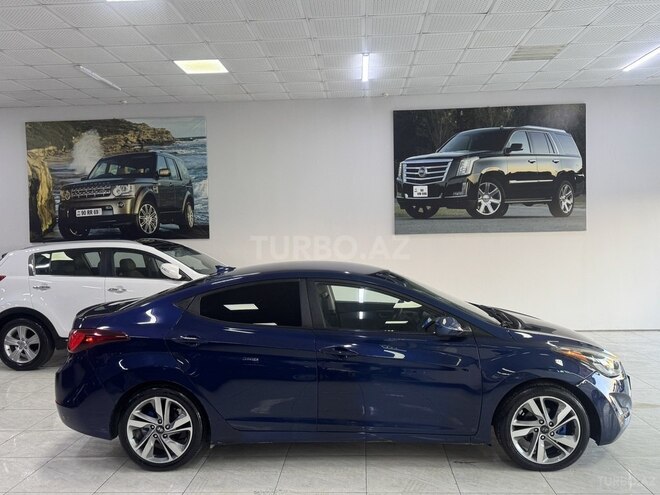 Hyundai Elantra 2015, 136,100 km - 1.8 л - Sumqayıt