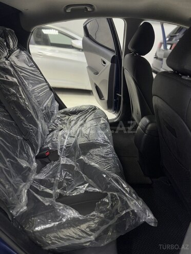 Hyundai Elantra 2015, 136,100 km - 1.8 л - Sumqayıt