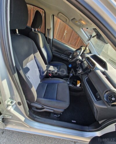 Toyota Aqua 2019, 79,000 km - 1.5 l - Bakı