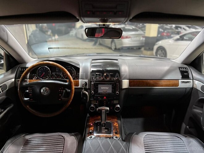 Volkswagen Touareg-13