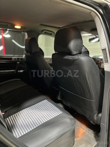 Volkswagen Touareg-17