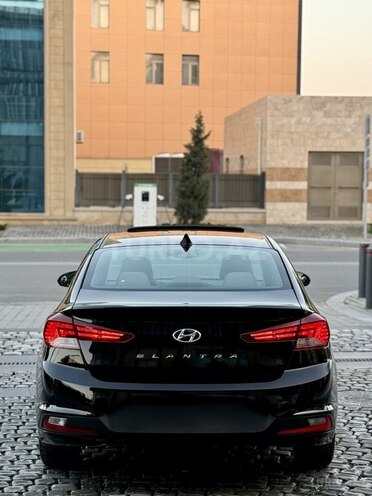 Hyundai Elantra 2020, 81,000 km - 2.0 л - Bakı