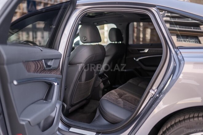 Audi A6-14