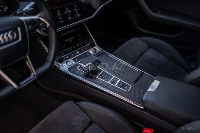 Audi A6-13