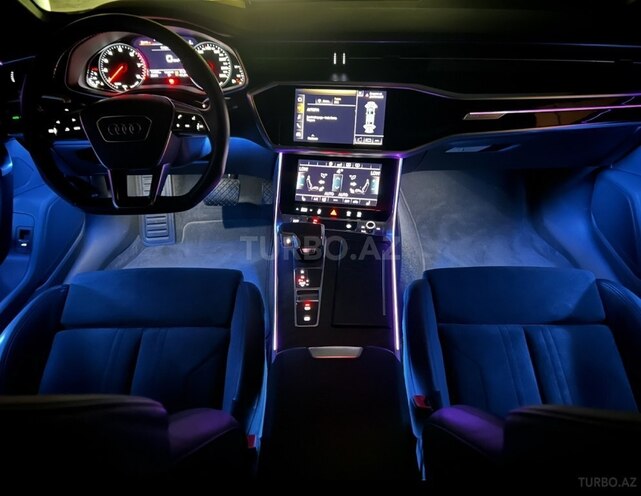 Audi A6-9
