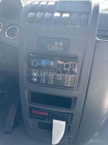 Isuzu Novo E5-5