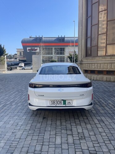 Changan Qiyuan A05 2025, 0 km - 1.5 л - Bakı