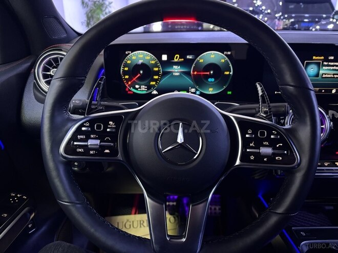 Mercedes EQB 300 4MATIC-9