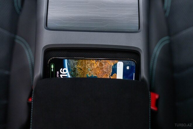 Geely Galaxy L6-20