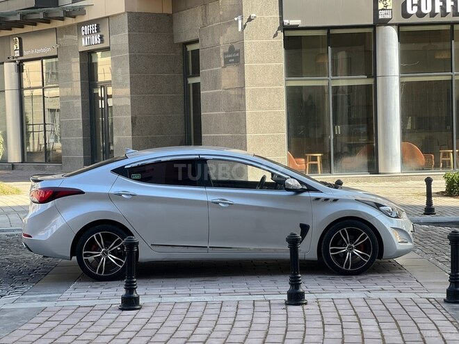 Hyundai Avante 2015, 113,800 km - 1.6 l - Bakı
