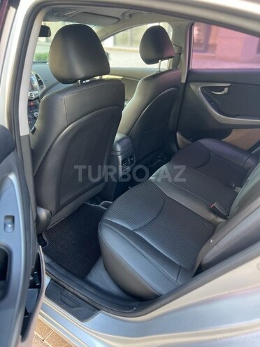Hyundai Avante 2015, 113,800 km - 1.6 l - Bakı