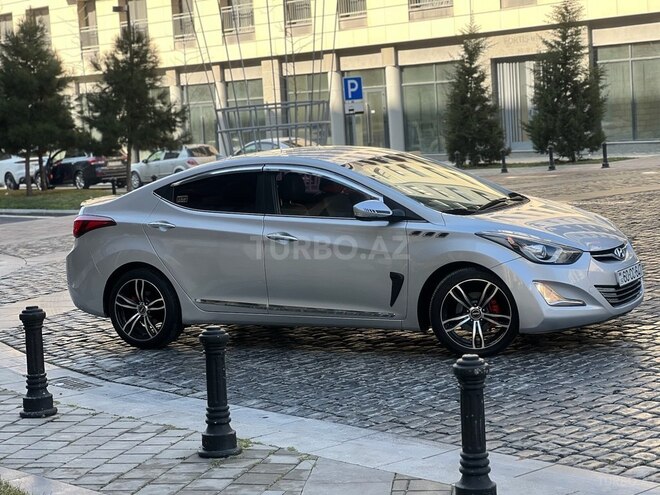 Hyundai Avante 2015, 113,800 km - 1.6 l - Bakı