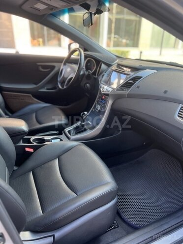 Hyundai Avante 2015, 113,800 km - 1.6 l - Bakı