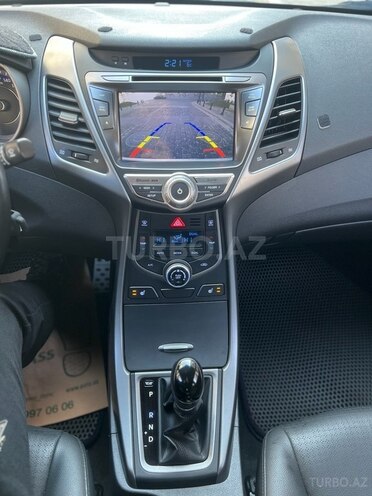 Hyundai Avante 2015, 113,800 km - 1.6 l - Bakı