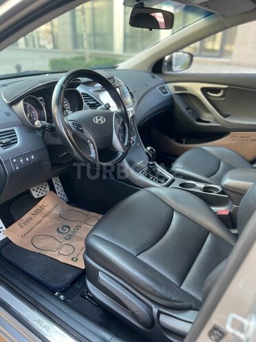 Hyundai Avante 2015, 113,800 km - 1.6 l - Bakı