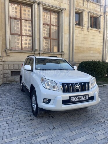 Toyota Land Cruiser Prado 2010, 230,000 km - 2.7 l - Bakı