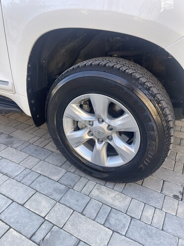 Toyota Land Cruiser Prado 2010, 230,000 km - 2.7 l - Bakı