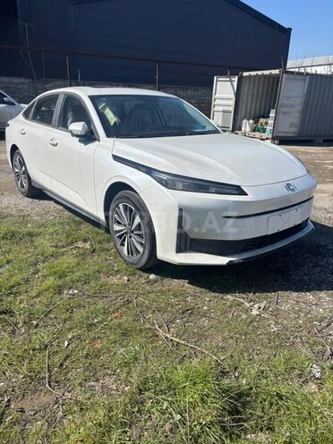 Changan Qiyuan A05 2024, 0 km - 1.5 l - Bakı