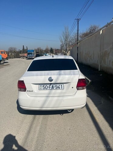 Volkswagen Polo 2013, 159,000 km - 1.6 l - Bakı