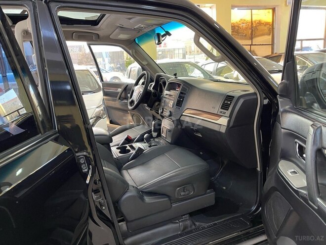 Mitsubishi Pajero 2009, 220,000 km - 3.0 l - Sumqayıt