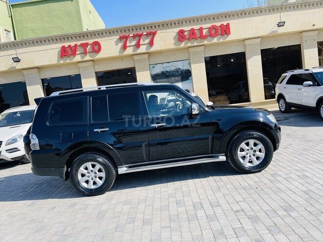 Mitsubishi Pajero 2009, 220,000 km - 3.0 l - Sumqayıt