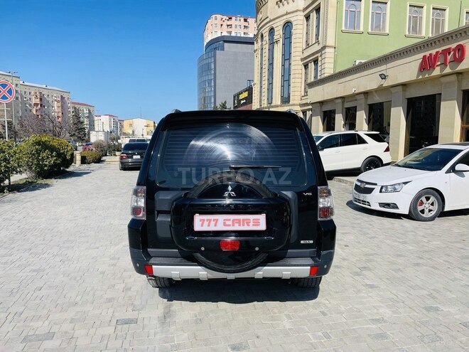Mitsubishi Pajero 2009, 220,000 km - 3.0 l - Sumqayıt