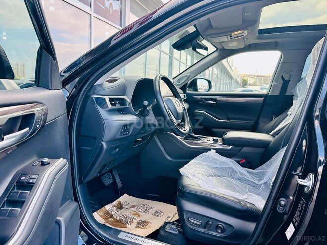 Toyota Highlander-11