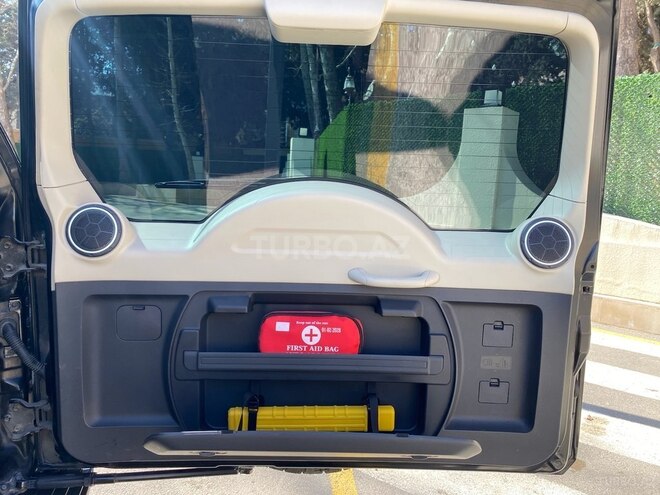 Mitsubishi Pajero-20