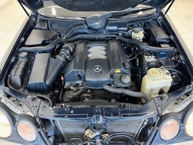 Mercedes E 240 1998, 216,000 km - 2.4 l - Sumqayıt