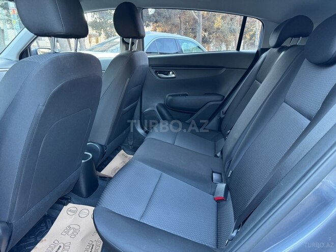 Kia Rio X-Line 2021, 32,000 km - 1.4 л - Bakı