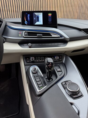 BMW i8 2014, 65,000 km - 1.5 l - Bakı
