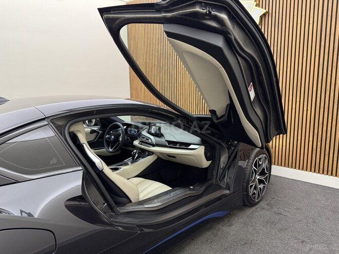 BMW i8 2014, 65,000 km - 1.5 l - Bakı
