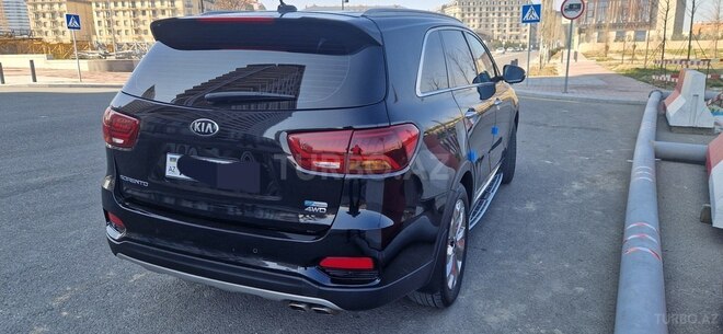 Kia Sorento-7