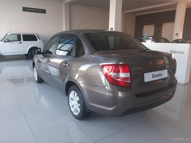 LADA (VAZ) Granta-4