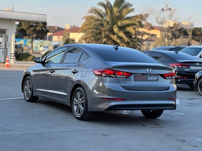 Hyundai Elantra 2018, 81,000 km - 2.0 l - Bakı