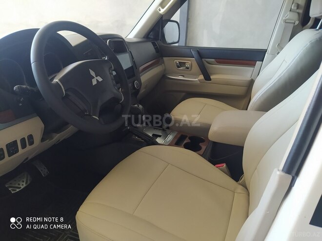 Mitsubishi Pajero 2007, 205,000 km - 3.0 l - Gəncə