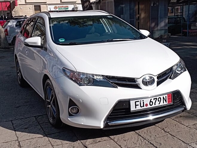 Toyota Auris 2014, 198,000 km - 1.4 l - Bakı